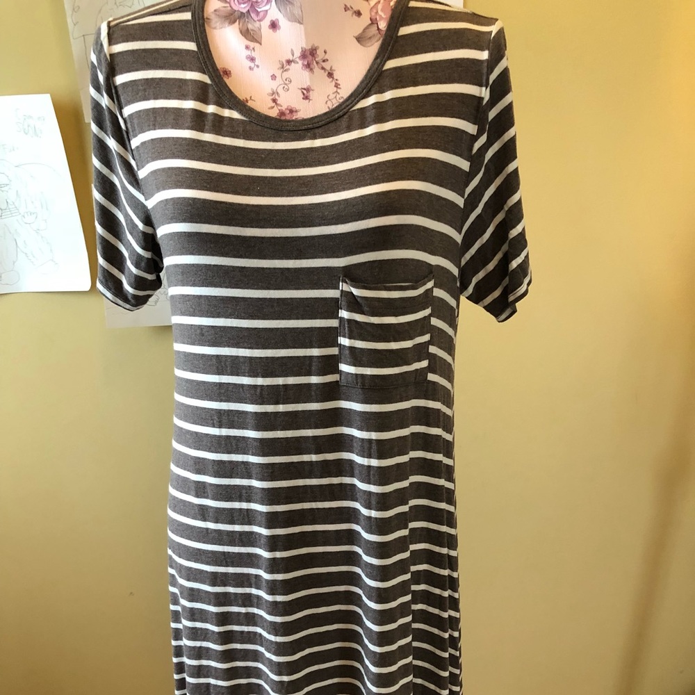 Lularoe Carly